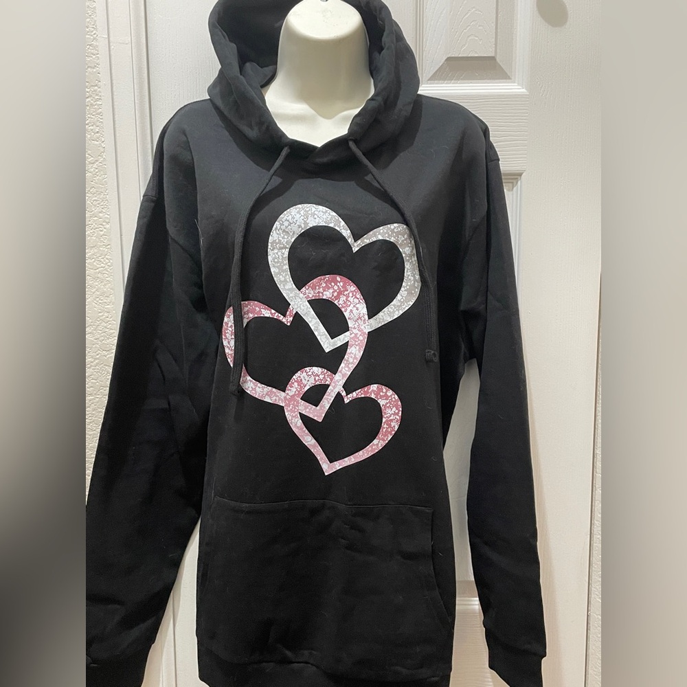 Black Hoodie with 3 Glitter Heart Design NEW

NICE WARM HOODIE FOR FALL.
COTTON